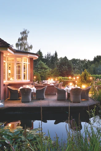 Köhlers Forsthaus Aurich Außen Gartenterasse Köhlers Forsthaus Aurich Außen Gartenterasse II