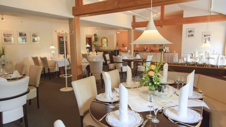 Restaurant "Beim Kommerzienrat" des Oste-Hotels Bremervörde Restaurant "Beim Kommerzienrat" des Oste-Hotels Bremervörde