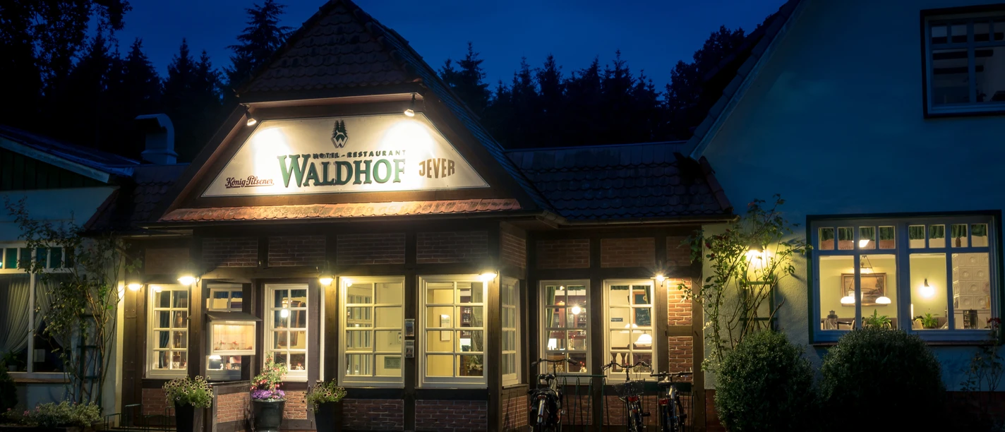 Geniet van onze gezellige restaurantruimte in het Waldhof