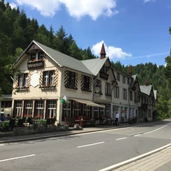 Königreich Romkerhall - Außenansicht