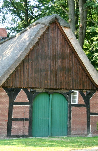 Wohnen unterm Strohdach in der gemütlichen Ferienwohnung Heins Hus Wohnen unterm Strohdach in der gemütlichen Ferienwohnung Heins Hus