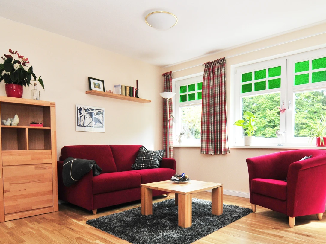 Geschmackvolle Ferienwohnung auf Schloms Hof Geschmackvolle Ferienwohnung auf Schloms HofTasteful vacation apartment on Schlom's farmSmagfuld ferielejlighed på Schloms gårdSmaakvolle vakantiewoning op de boerderij van Schlom