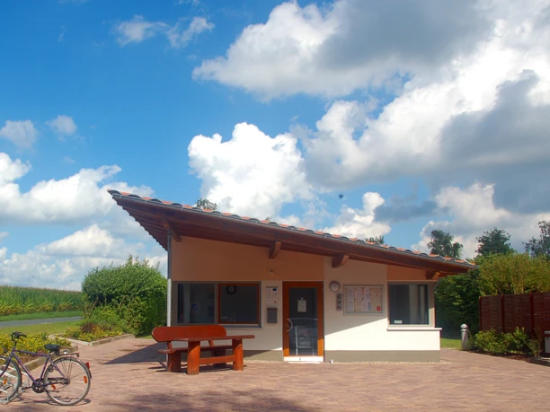 Service- und Infopoint der Wohnmobilstation Bremervörde Service- und Infopoint der Wohnmobilstation Bremervörde