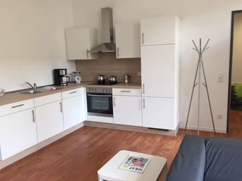 gaestewo3-raeuschenberg-kueche Küchenzeile mit Elektrogeräten