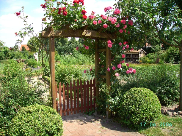Bauerngarten Oberlangen