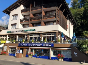 tourist-information-brienz-aussenansicht-eingang