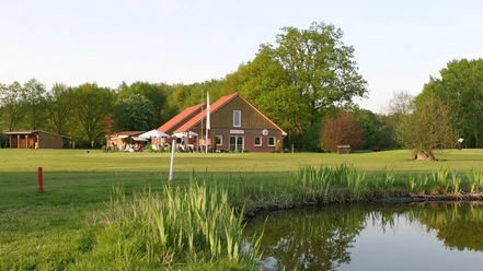 Das Clubhaus des Golfclubs Königshof Sittensen Das Clubhaus des Golfclubs Königshof Sittensen