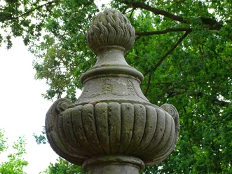 Sandsteinpfeiler