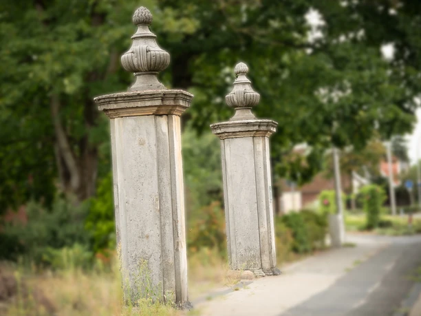 Sandsteinpfeiler