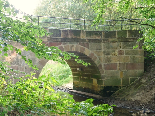 Sandsteinbrücke