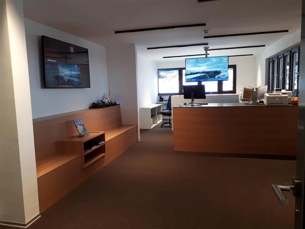 infocenter-riederalp-aletsch-arena-innen-1