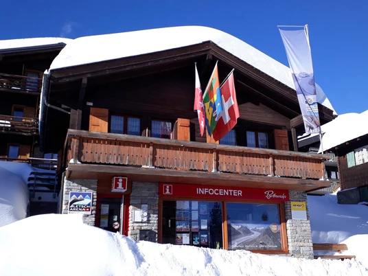 infocenter-bettmeralp-aletsch-arena-aussenansicht-winter