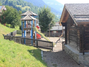 Spielplatz Ried-Mörel 02