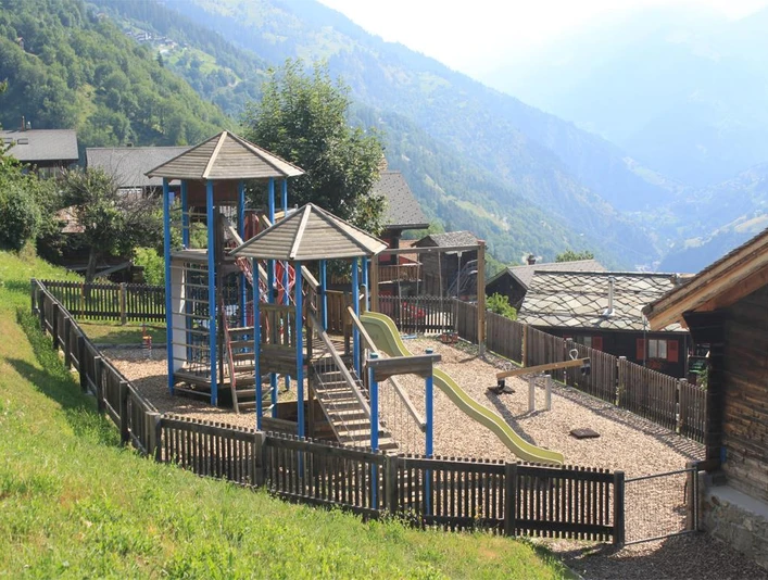 Spielplatz Ried-Mörel 01