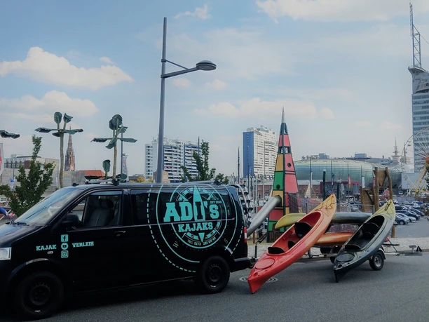 adis-kajaks-(c)-adrian-piekos