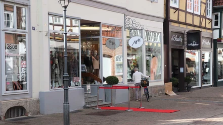 celle-nensel-fashion-aussen