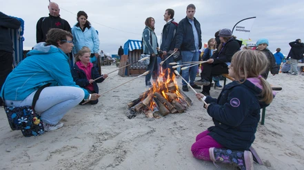 Animax_Butjadingen_Nordsee_Burhave_Veranstaltung_KidsClub_Animation_Stockbrot_Lagune.jpg