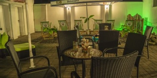 backpackers-inn-aussenbereich