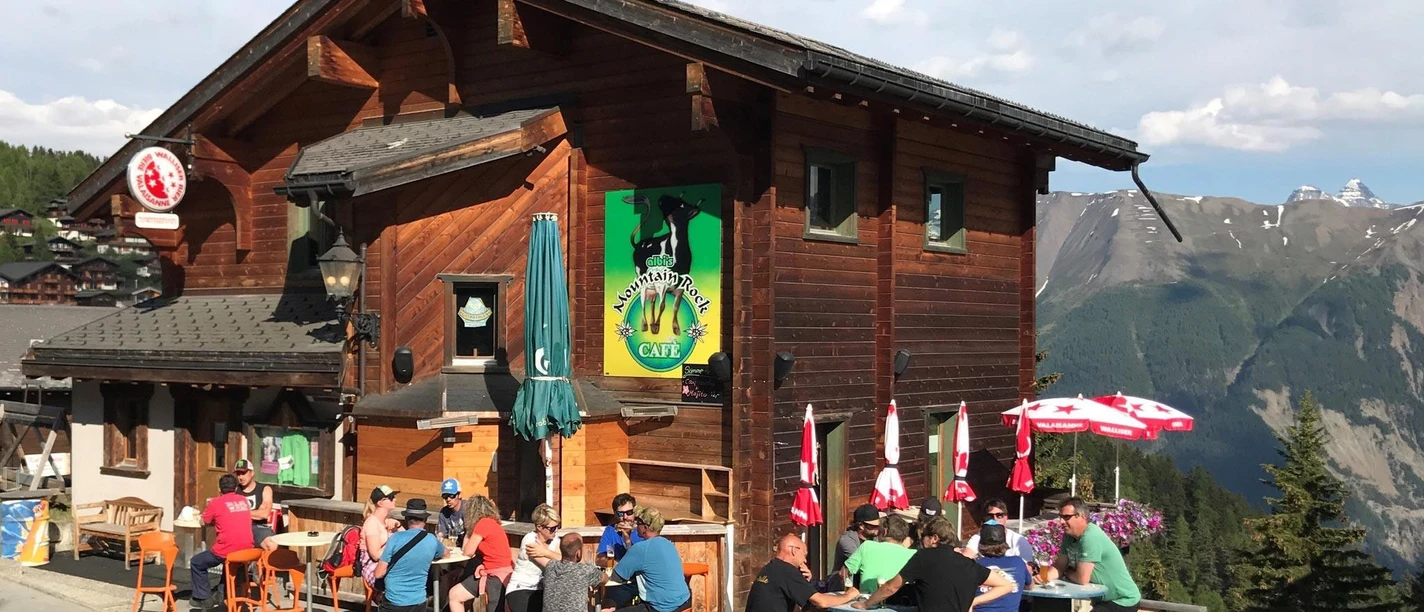 Albi's Mountain Rock Café