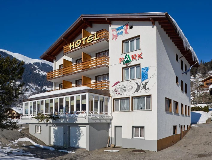 restaurant-hotel-park-fiesch-aussenansicht