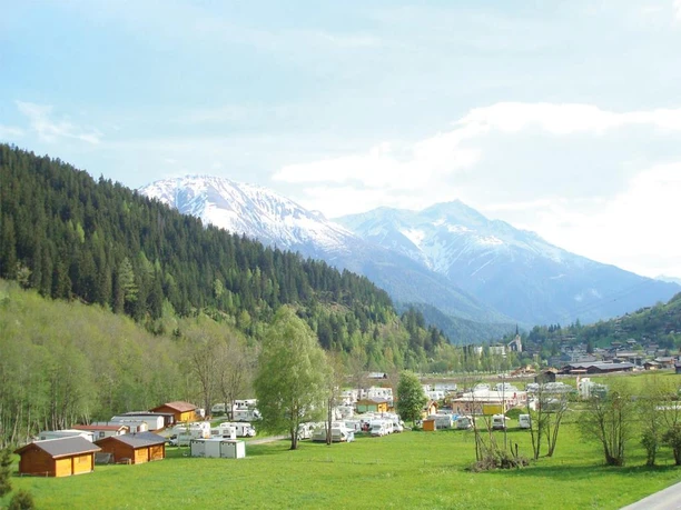 restaurant-camping-eggishorn-fiesch-été-2