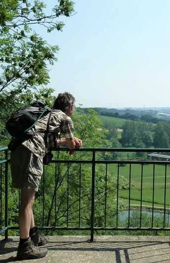 Altenau Wanderweg | Aussichtspunkt "Teufelstein" bei Borchen-Etteln Altenau Wanderweg | Aussichtspunkt "Teufelstein" bei Borchen-Etteln