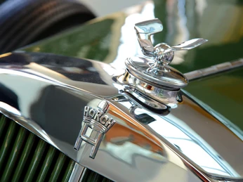 Kühlergrill eines Horch