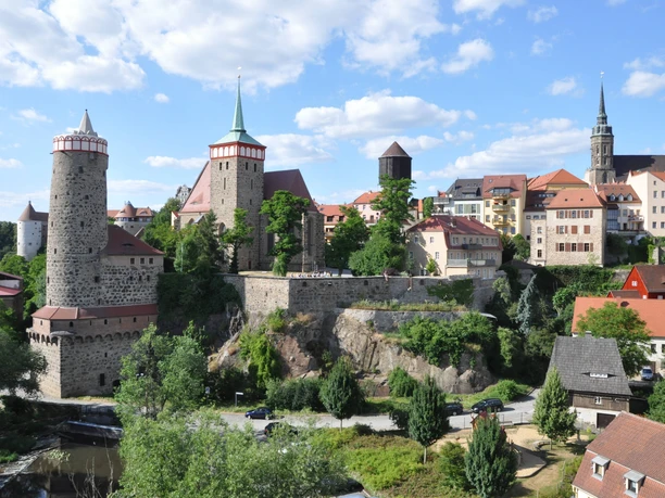 Bautzener Wahrzeichen Alte Wasserkunst und Michaeliskirche