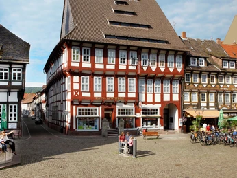 Marktplatzkulisse Einbeck marktplatzkulisse-einbeckmarketplace-scenery-einbeckmarketplace-scenery-einbeckmarktplaats-scenery-einbeck