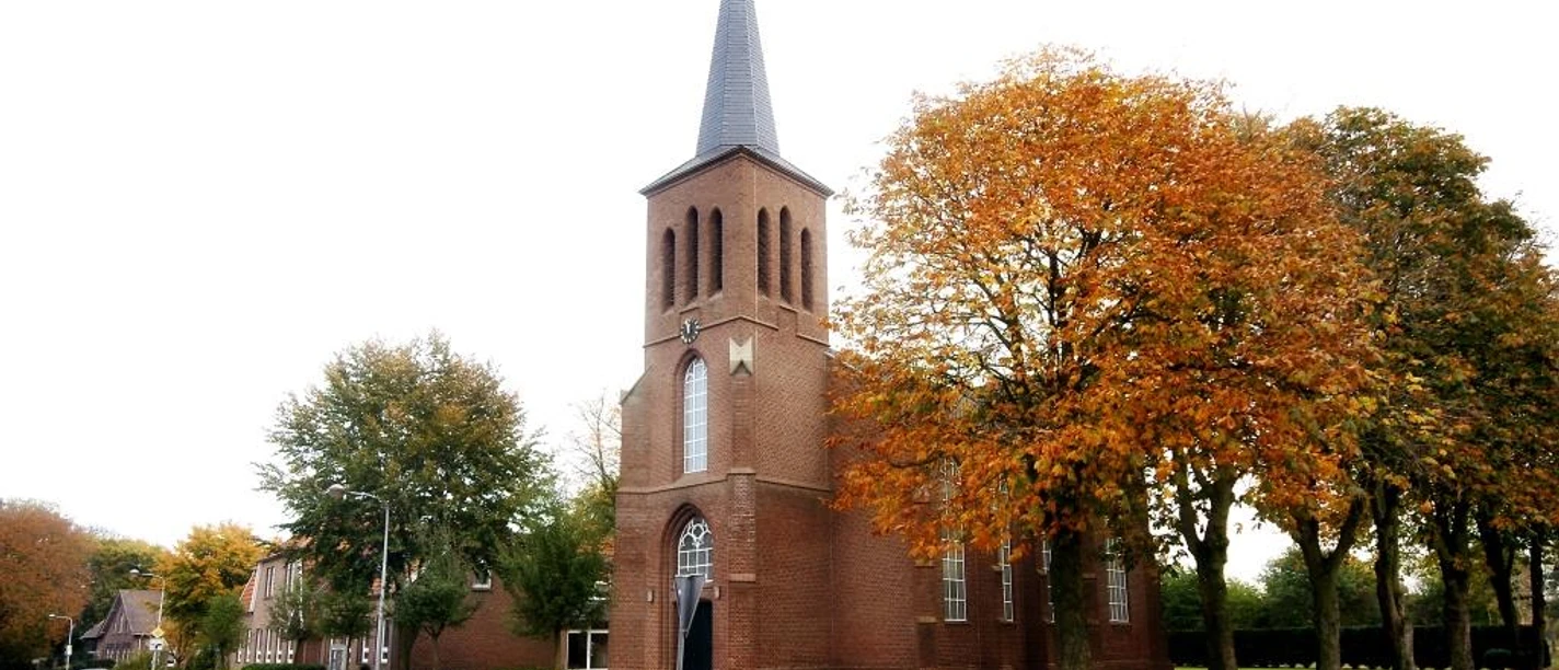 reformierte_Kirche-Laar.JPG