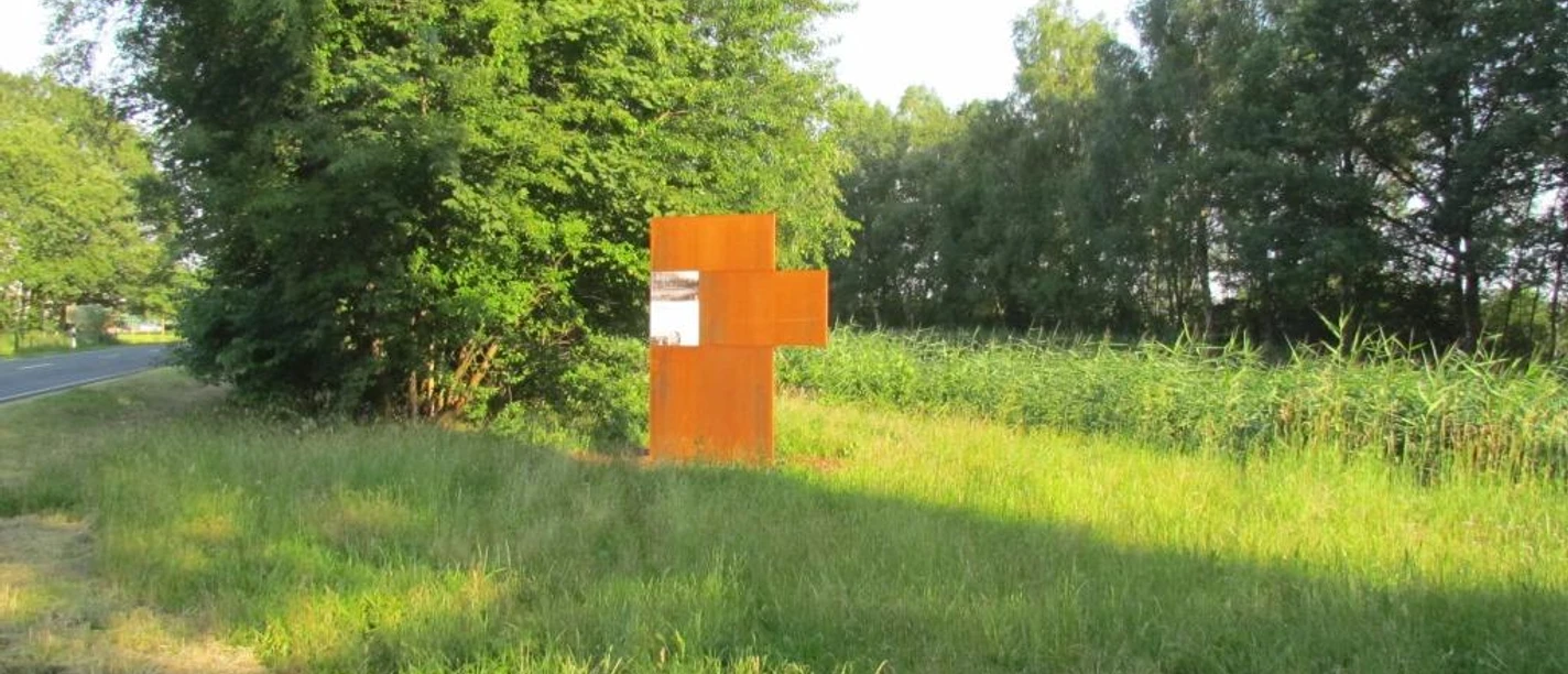 Neugnadenfeld_Geschichtspfad-Stele__2_.JPG