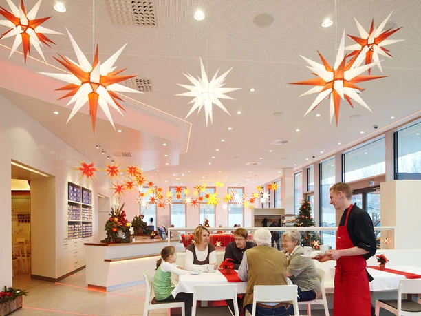 Blick in die Herrnhuter Sterne Manufaktur