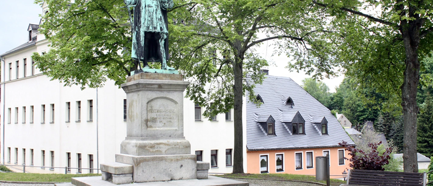 Standbild Friedrich des Weisen