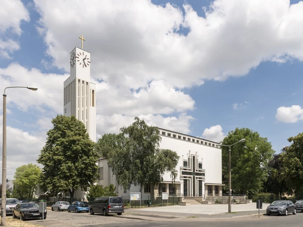 Außenansicht der Versöhnungskirche Leipzig