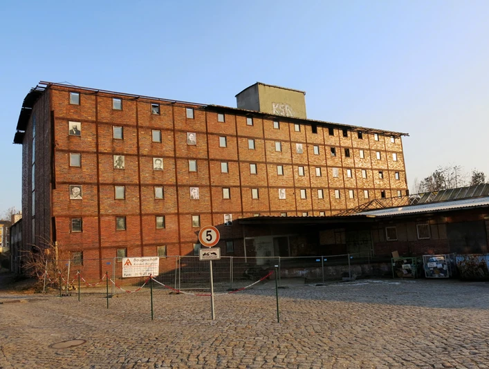 Lagerhaus und Verladehalle, Vereinigte Lausitzer Glaswerke Weißwasser (VLG)