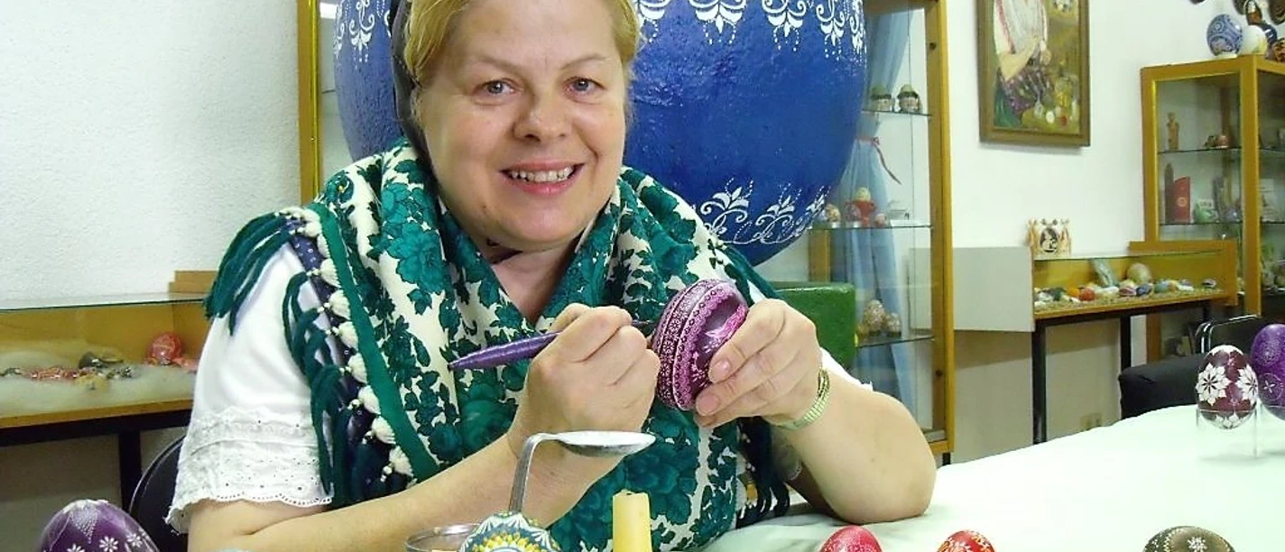 Ostereiermuseum & Erlebnishof Sabrodt, Dorothea Tschöke