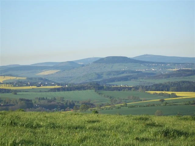 Erzgebirgsblick von B174 Großolbersdorf