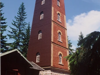Prinz-Georg-Turm auf dem 795m hohen Kuhberg
