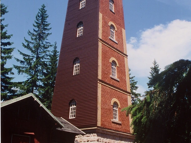 Prinz-Georg-Turm auf dem 795m hohen Kuhberg