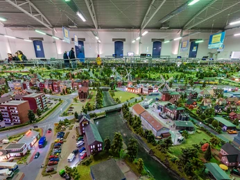 Leeraner Miniaturland Das Bild zeigt ein Teil der Ausstellung im Leeraner MiniaturlandThe picture shows part of the exhibition in Leer MiniaturlandBilledet viser en del af udstillingen i Leer MiniaturlandDe foto toont een deel van de tentoonstelling in Leer Miniaturland