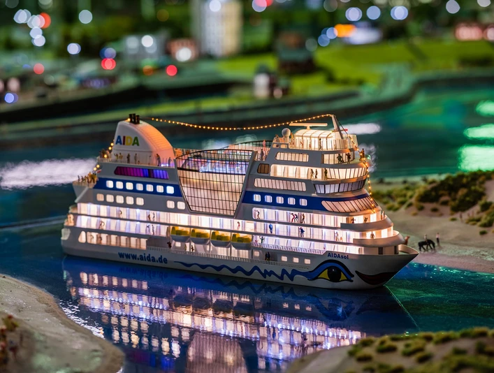 Leeraner Miniaturland Das Bild zeigt ein Teil der Ausstellung im Leeraner MiniaturlandThe picture shows part of the exhibition in Leer MiniaturlandBilledet viser en del af udstillingen i Leer MiniaturlandDe foto toont een deel van de tentoonstelling in Leer Miniaturland