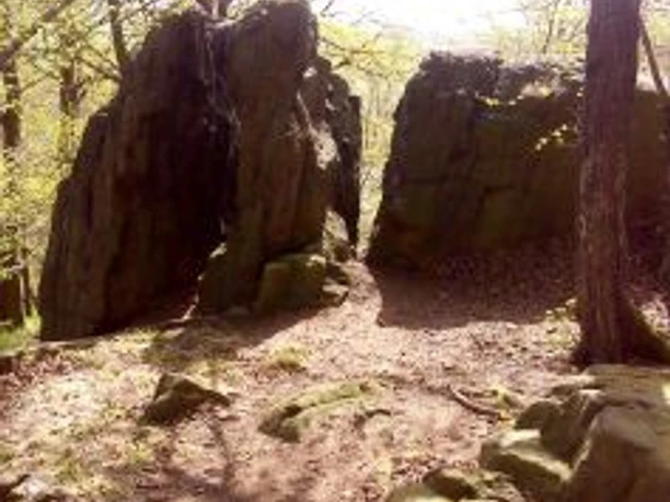 Windschliffe am Kleinen Berg Hohburg