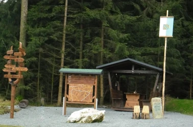 Rastplatz an der Kastanie bei Triebel