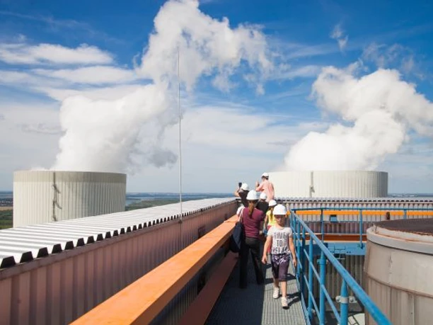 Kraftwerk Lippendorf mit Infozentrum