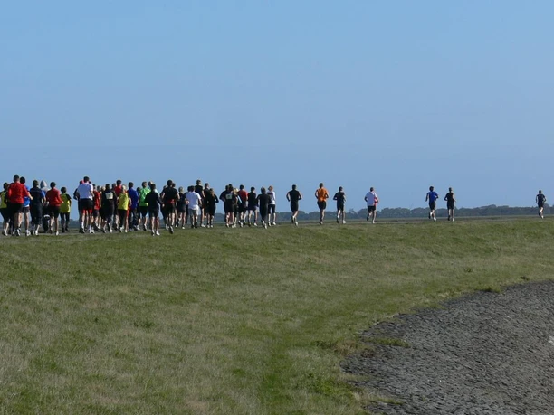 RUN ums Rantumbecken