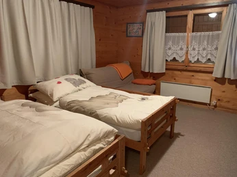 Schlafzimmer 2 OG