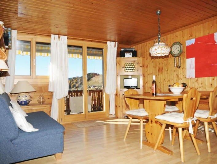 Ferienchalet Trollius 1. Stk. Ost - Wohnzimmer