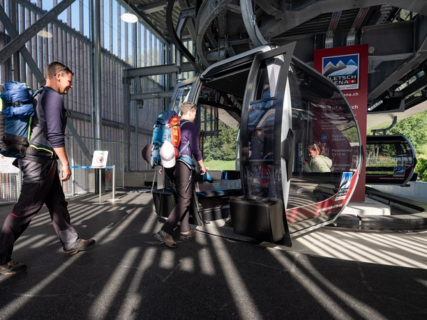 10er Gondel im oev-Hub in Fiesch