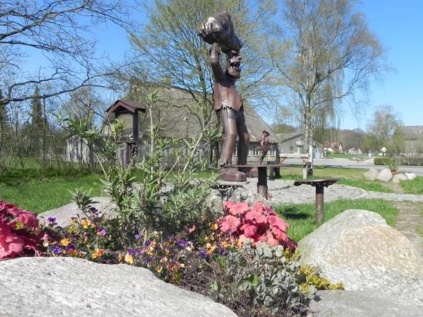 Riese von Ulsnis_Max Triphaus (1).JPG