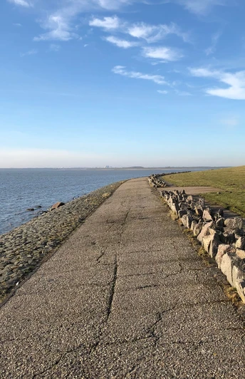 Radweg am Deich zwischen Morsum und Keitum